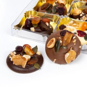 Caja de corcheas con frutos secos