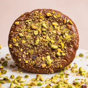 Cookie Bombón Pistacho con Chocolate con Leche